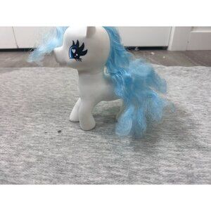 Gi-Go Wonder Pony White Light Blue Hair Horse Butterflies Toy Figure